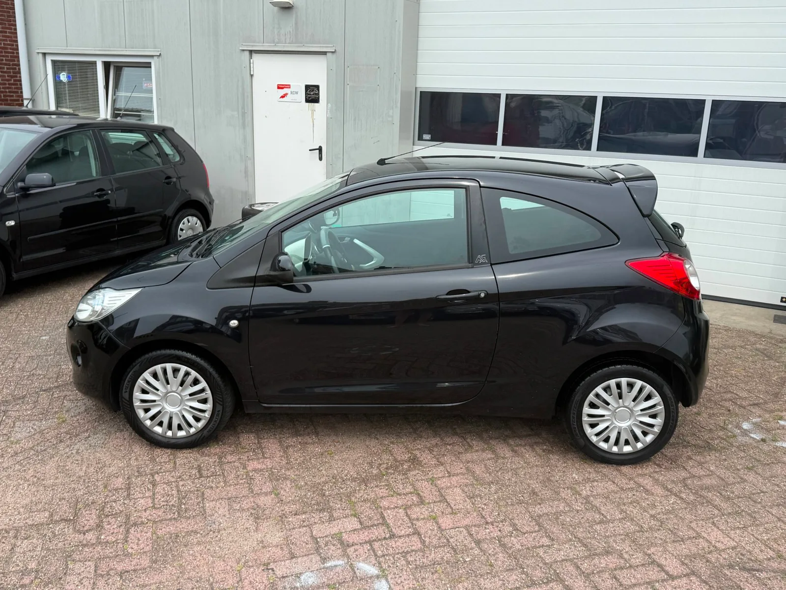 Ford Ka (2010) — foto 1