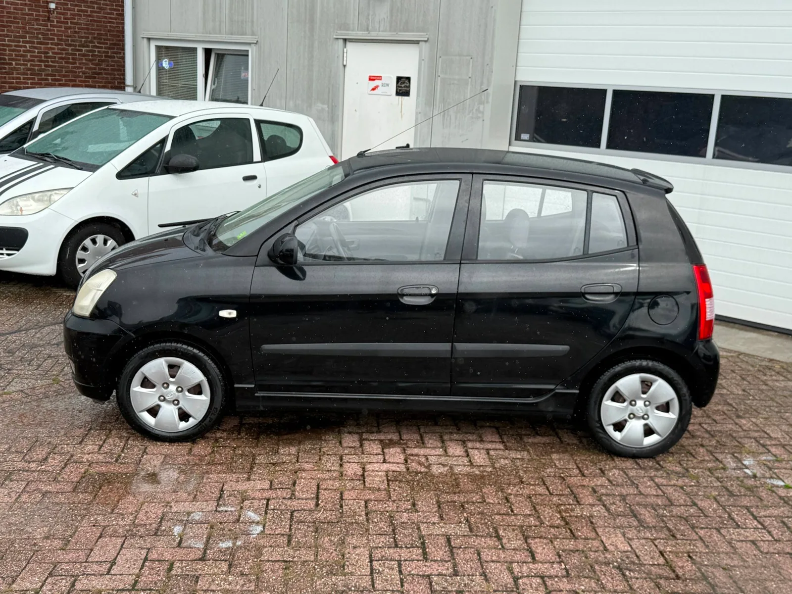 Kia Picanto (2007) — foto 1