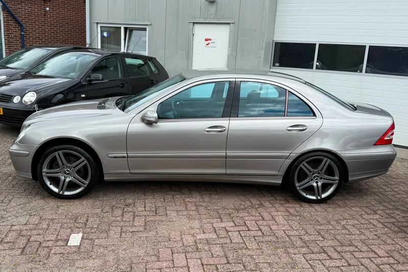 Mercedes-Benz C-Klasse (2006)