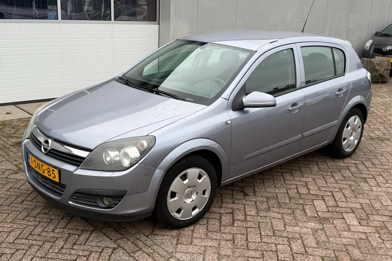 Opel Astra (2006)