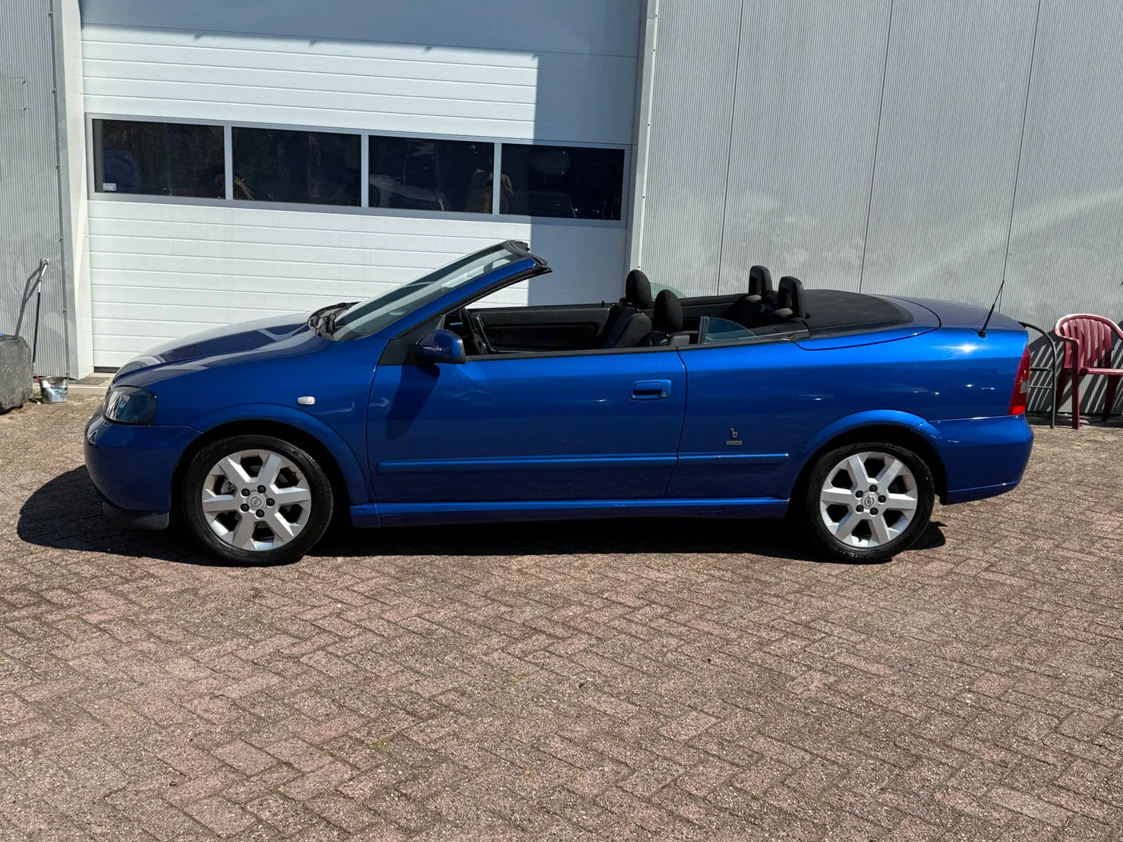 Opel Astra (2005) — foto 1