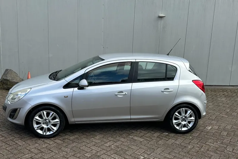Opel Corsa (2011)