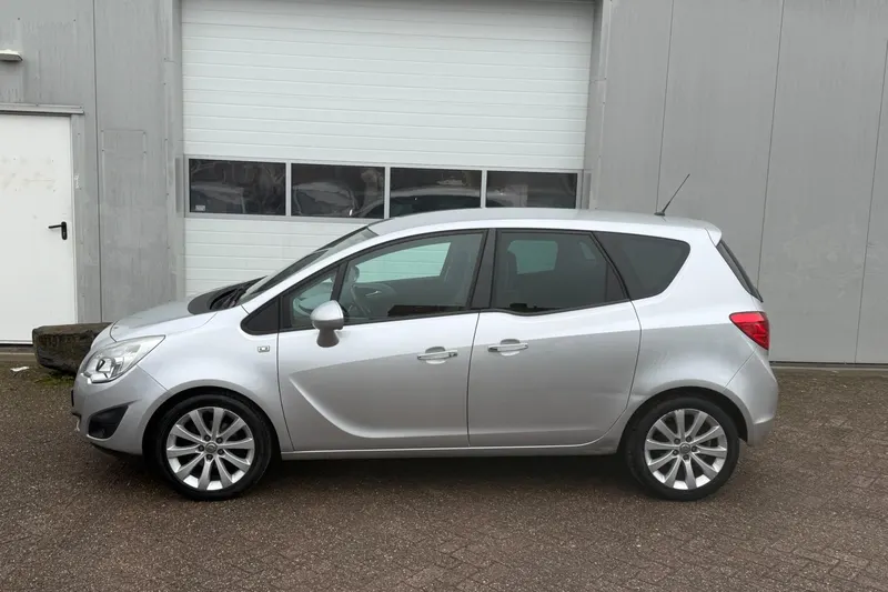 Opel Meriva (2011)