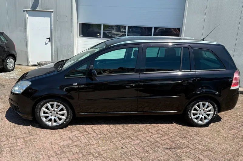 Opel Zafira (2007)