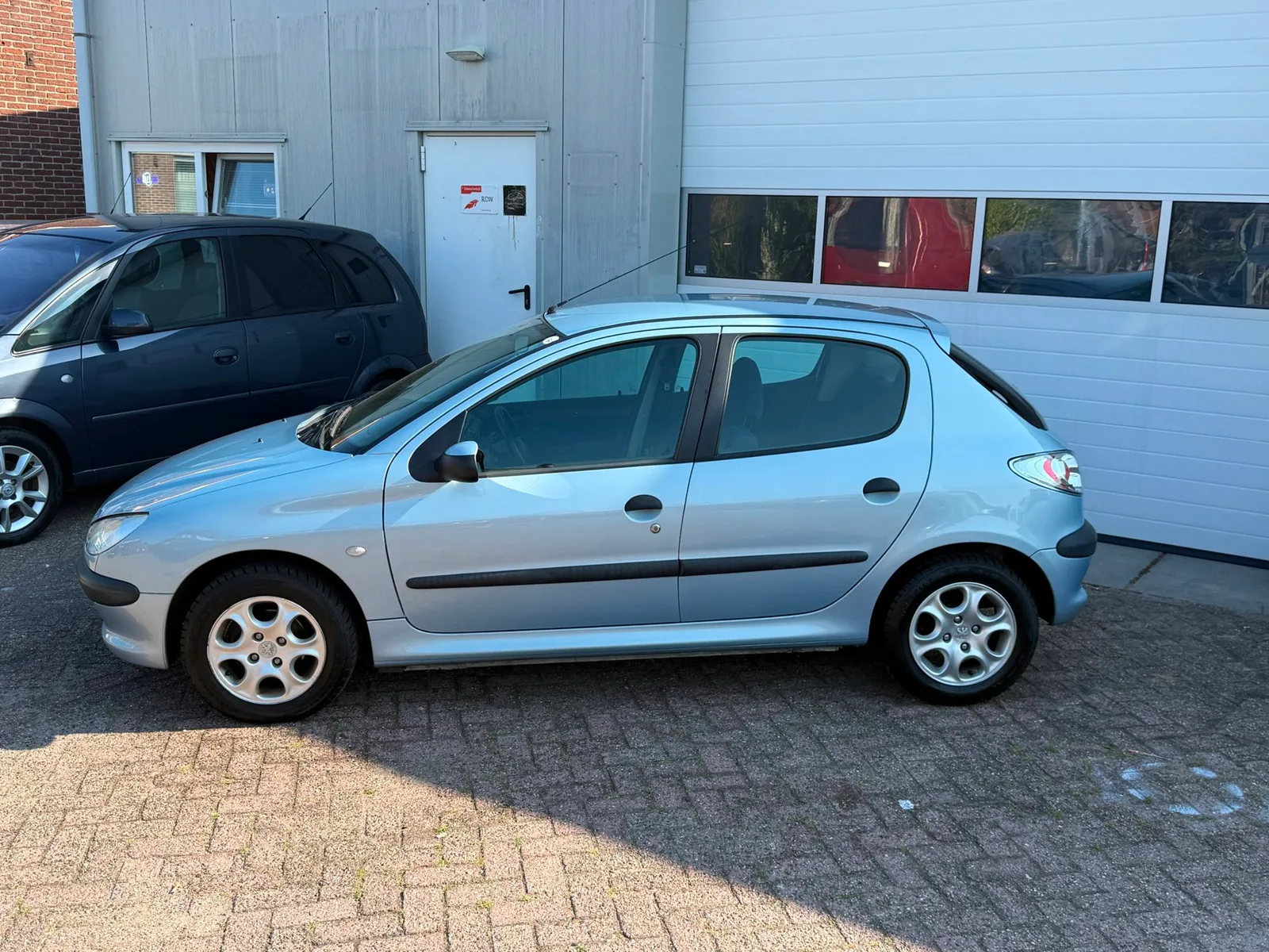 Peugeot 206 (2001) — foto 1