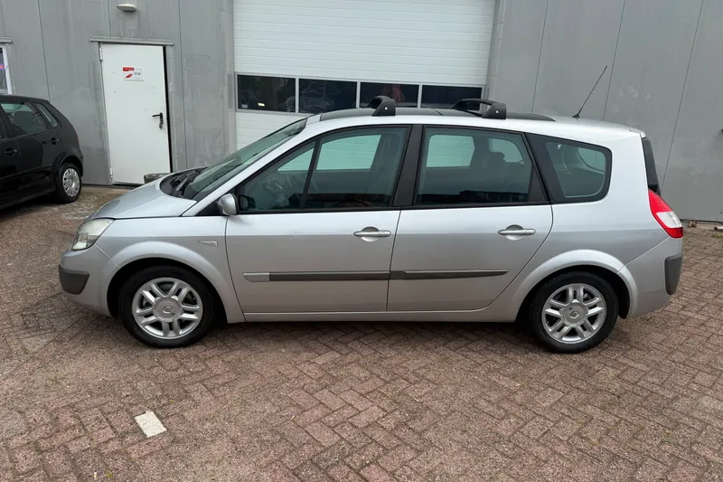 Renault Grand Scénic (2005)