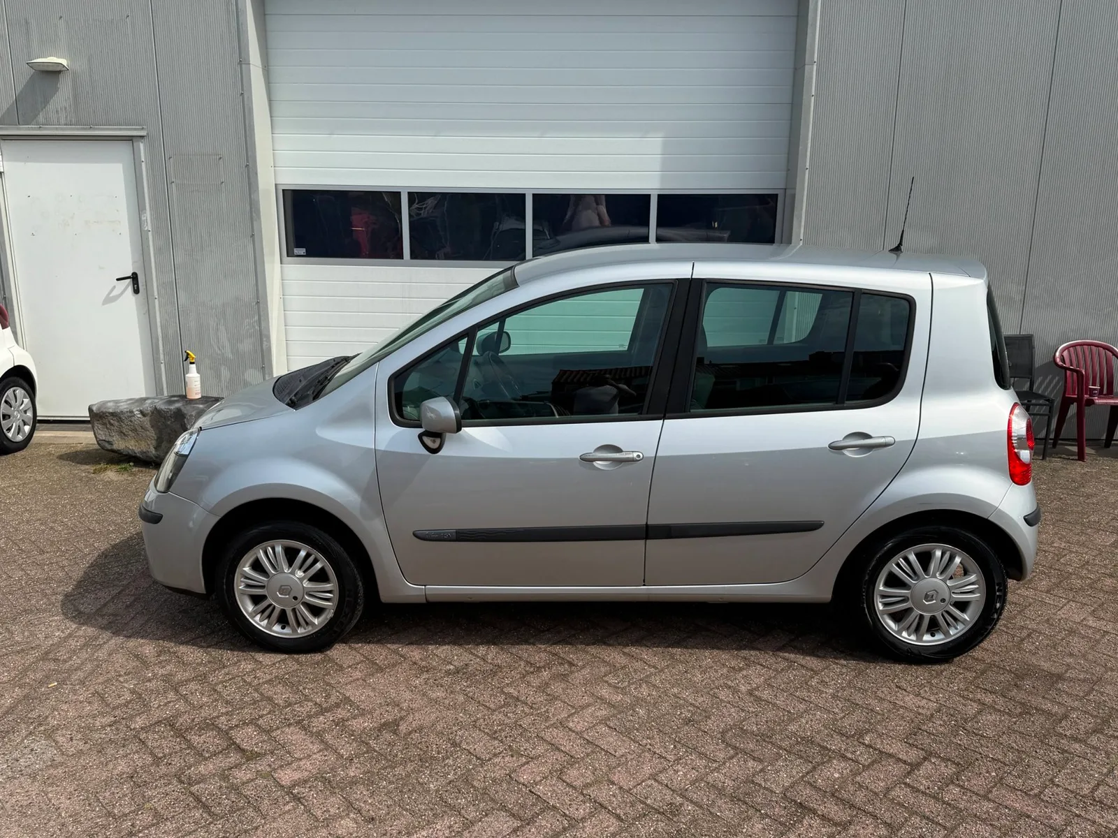 Renault Modus (2007) — foto 1