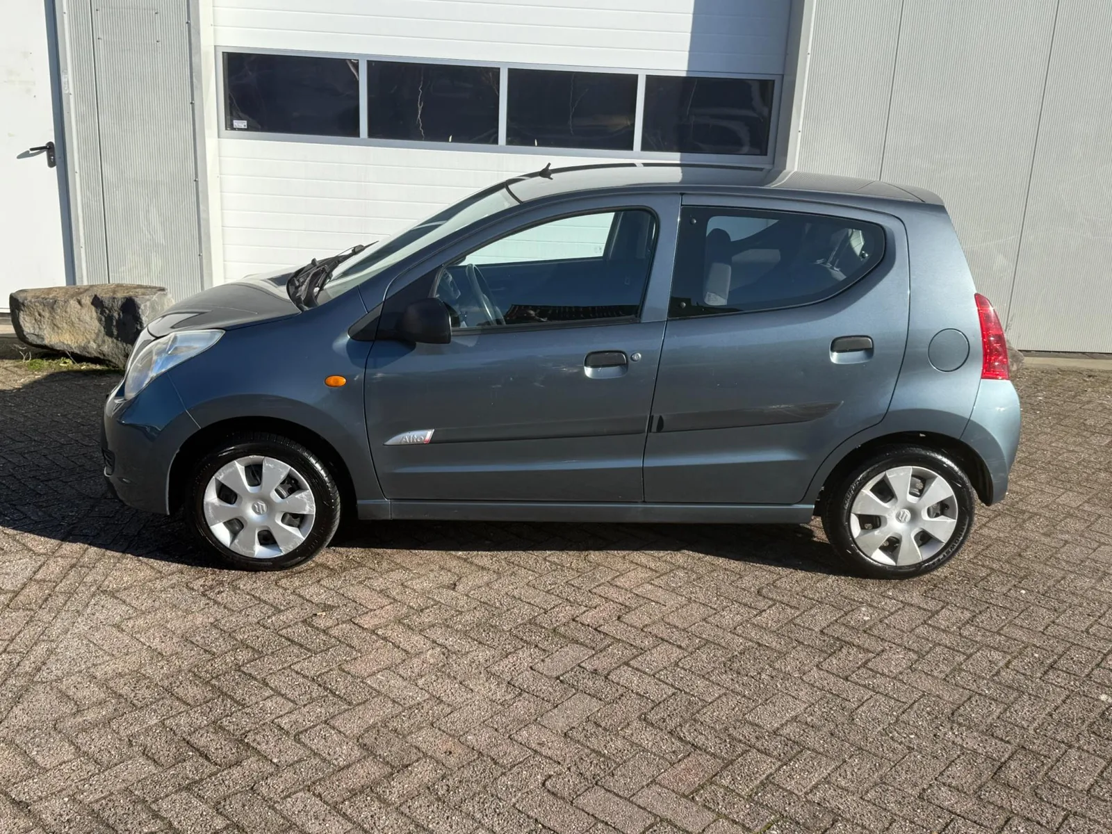 Suzuki Alto (2009) — foto 1