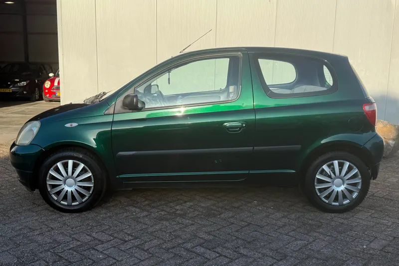 Toyota Yaris (2000)