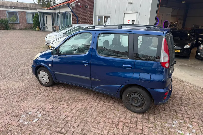 Toyota Yaris (2000)