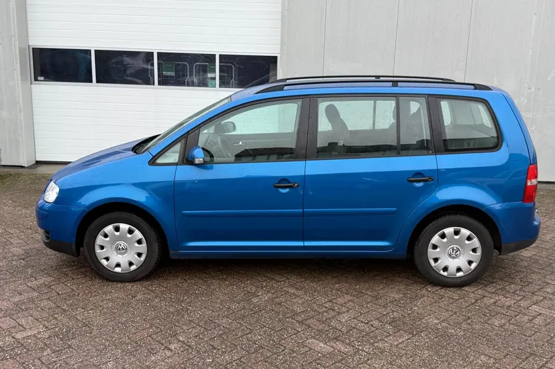 Volkswagen Touran (2005)