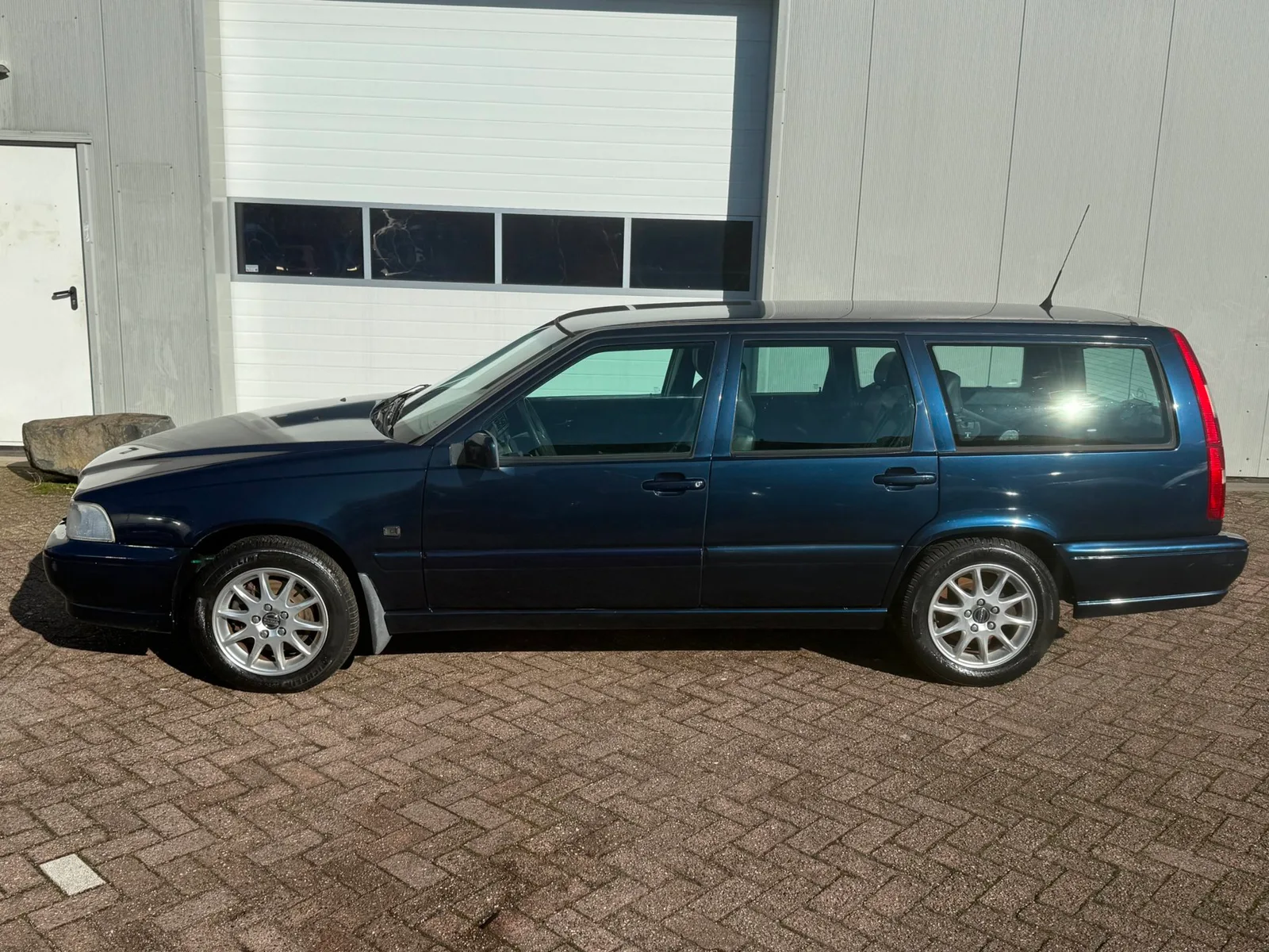 Volvo V70 (1999) — foto 1