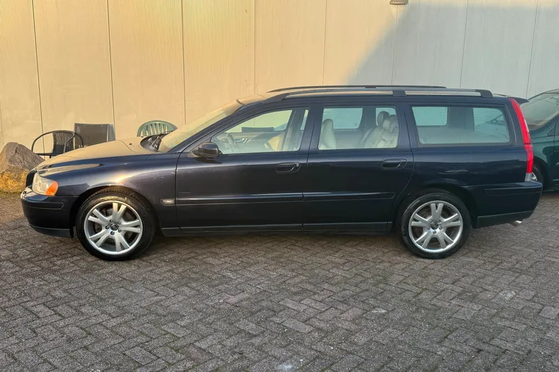 Volvo V70 (2006)