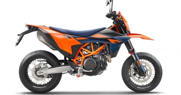 KTM 690 SMC (2026) — foto 1