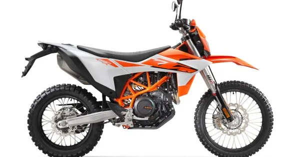 KTM 690 Enduro (2026) — foto 1