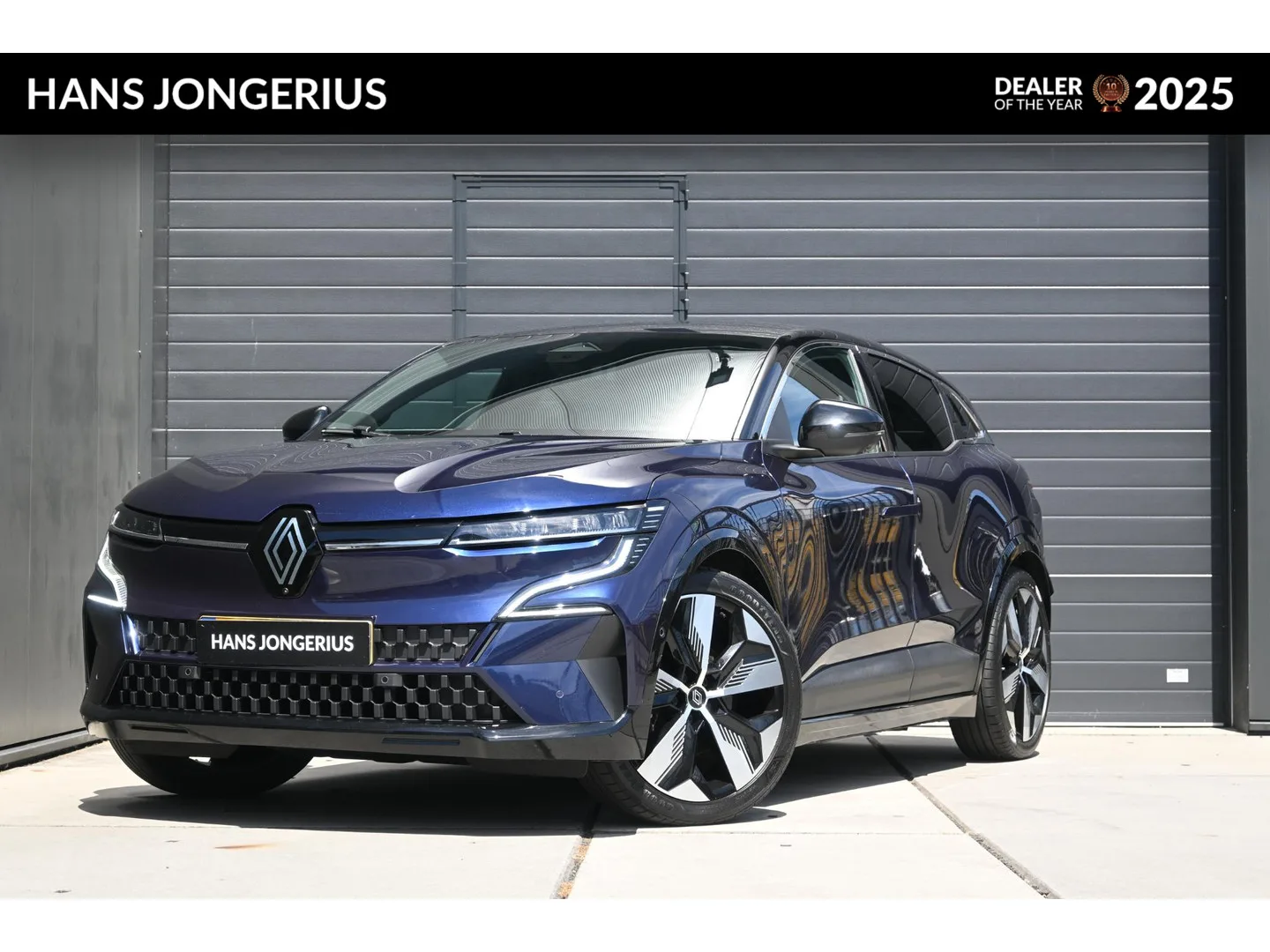 Renault Mégane E-Tech (2023) — foto 1