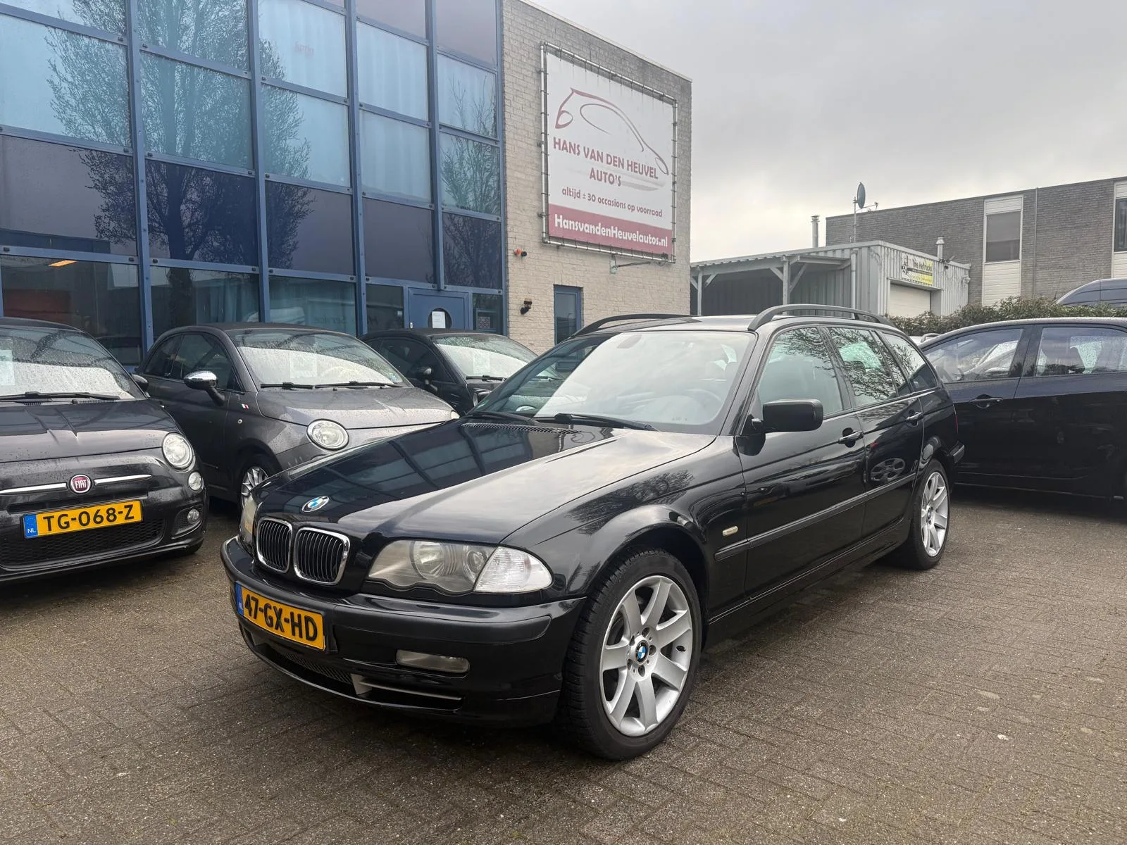 BMW 330xi (2001) — foto 1