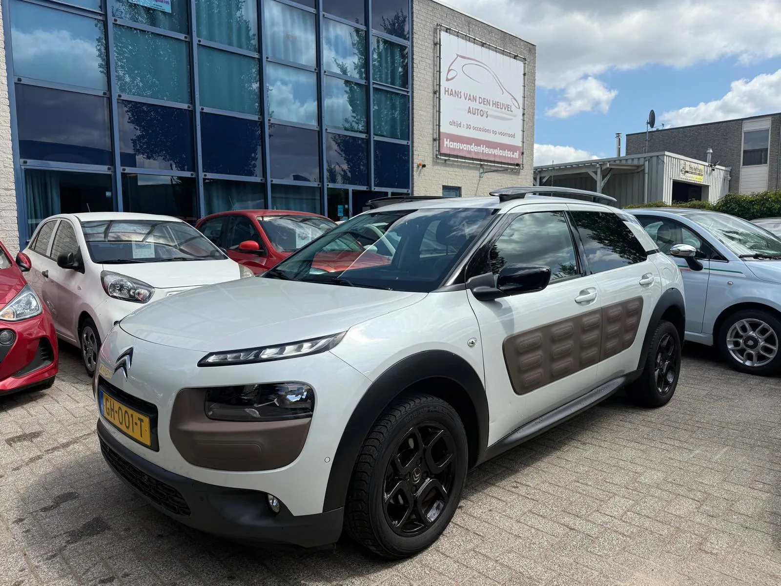 Citroën C4 Cactus (2015) — foto 1