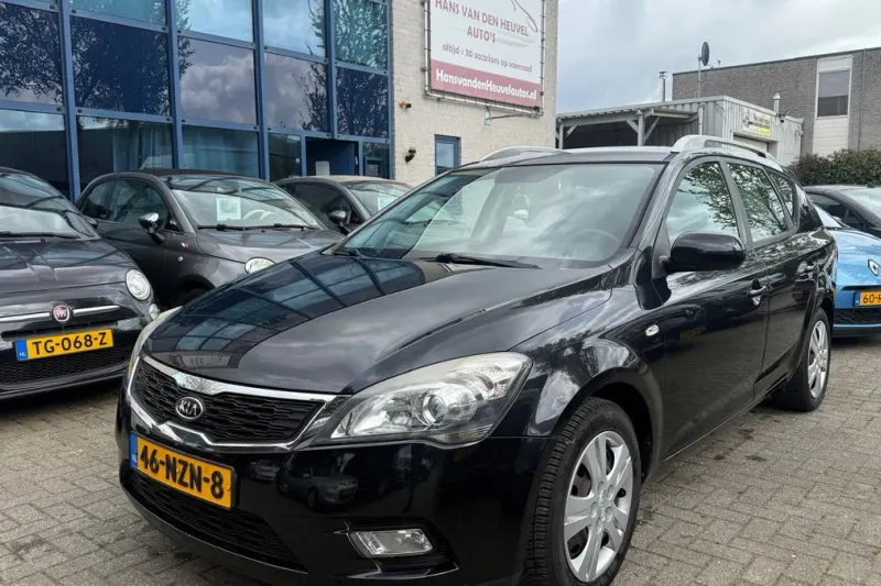 Kia Cee'd (2011)