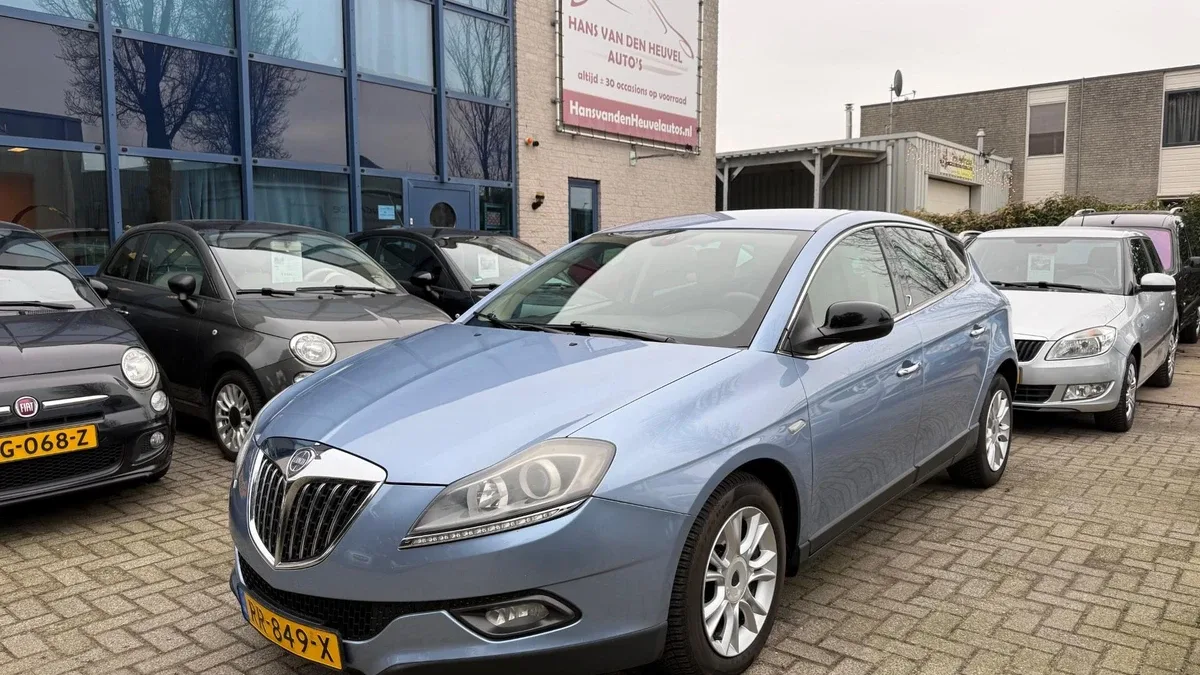 Lancia Delta (2009) — foto 1