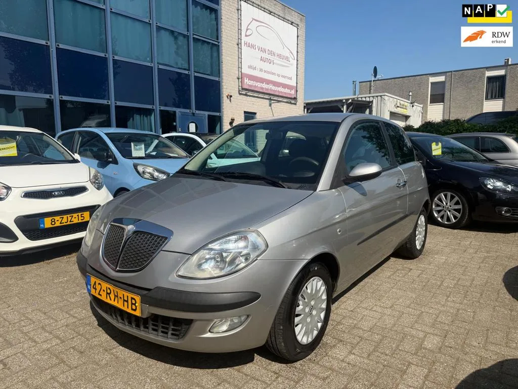 Lancia Ypsilon (2005) — foto 1