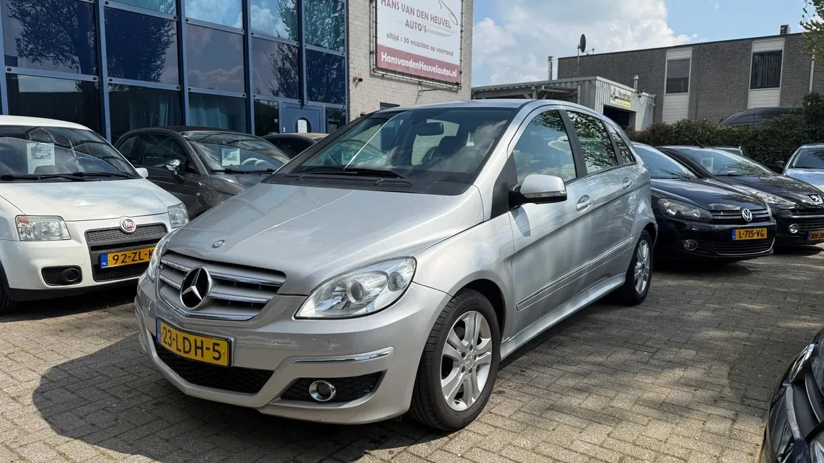 Mercedes-Benz B-Klasse (2010) — foto 1