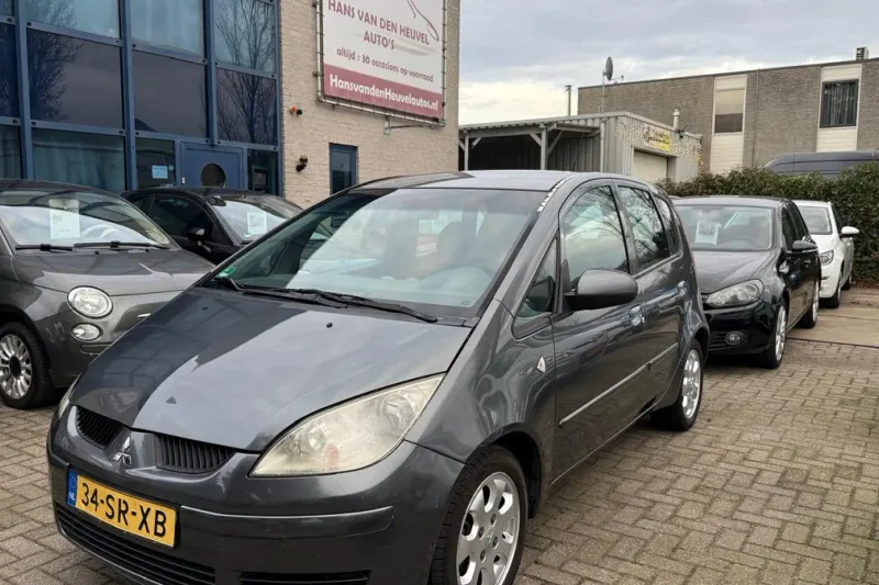 Mitsubishi Colt (2006)
