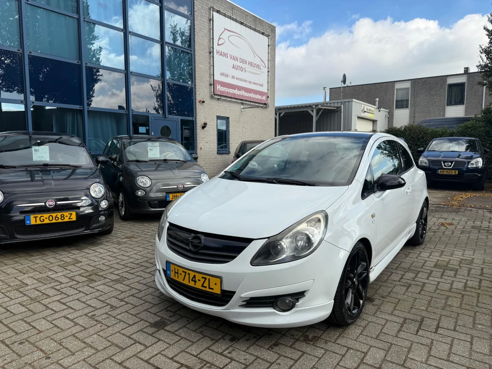 Opel Corsa (2008) — foto 1