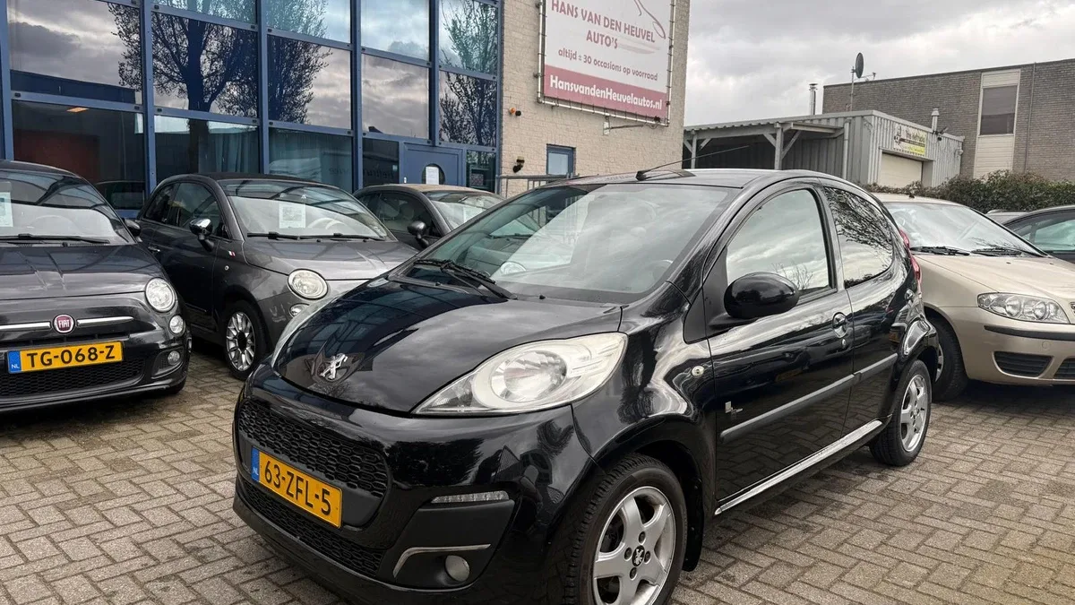 Peugeot 107 (2012) — foto 1