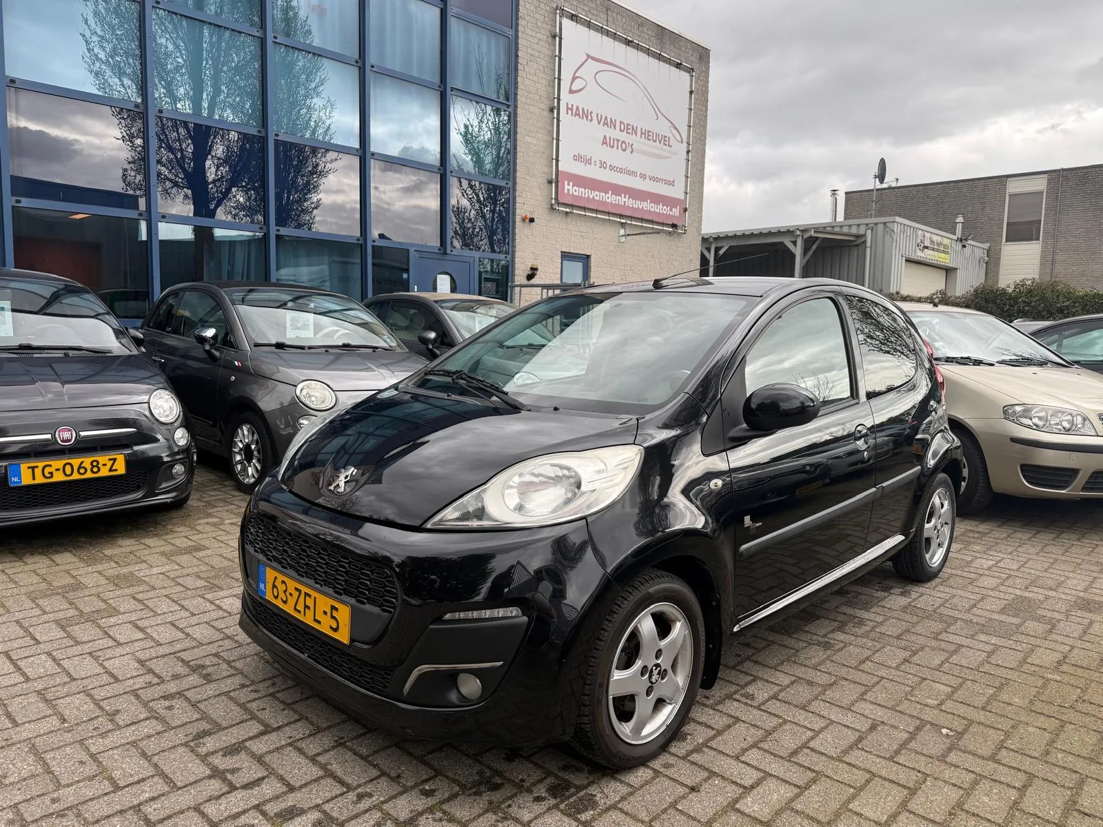 Peugeot 107 (2012) — foto 1