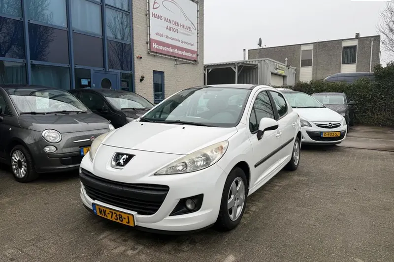 Peugeot 207 (2011)