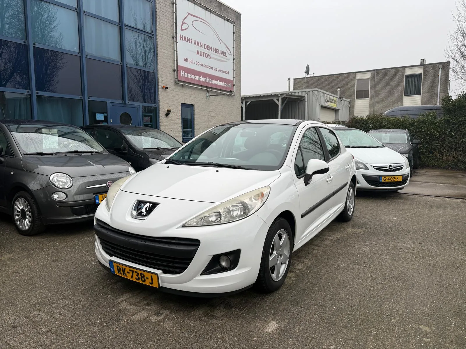 Peugeot 207 (2011) — foto 1