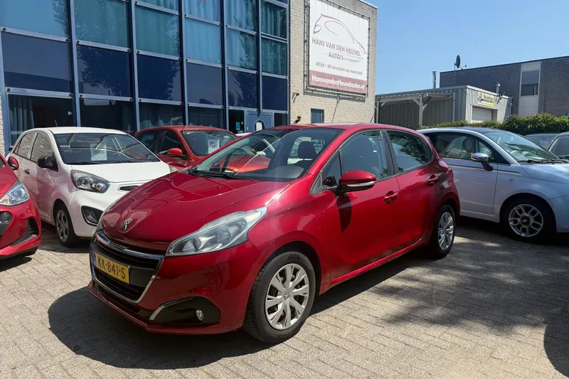 Peugeot 208 (2016)