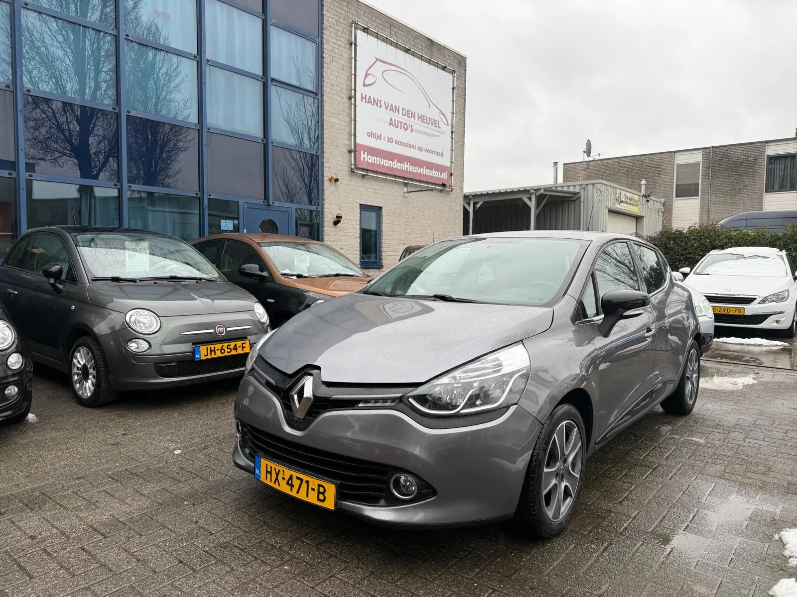 Renault Clio (2016) — foto 1