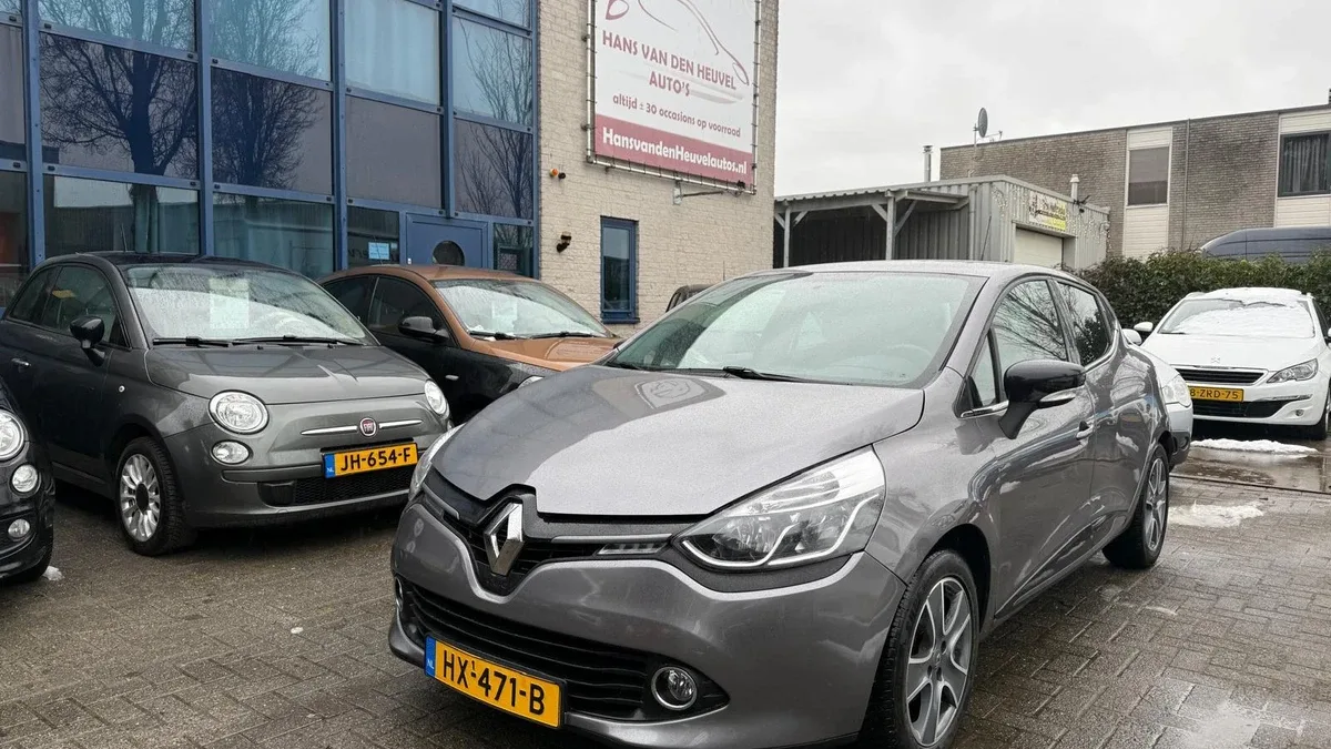Renault Clio (2016) — foto 1