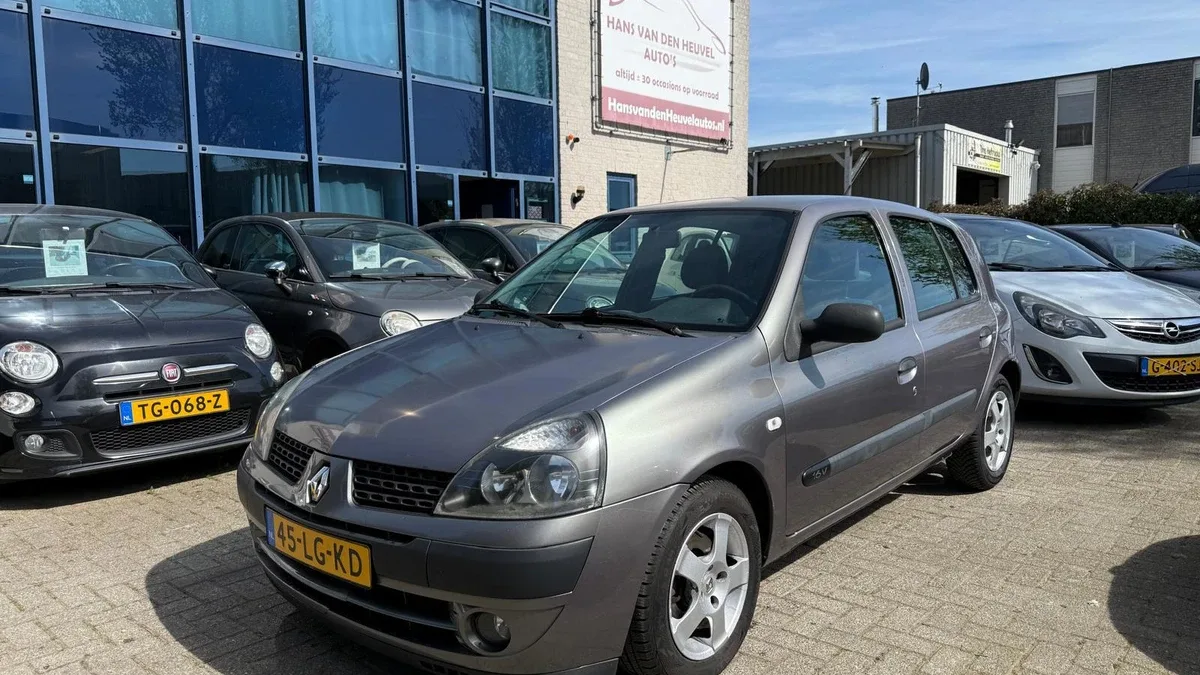 Renault Clio (2003) — foto 1