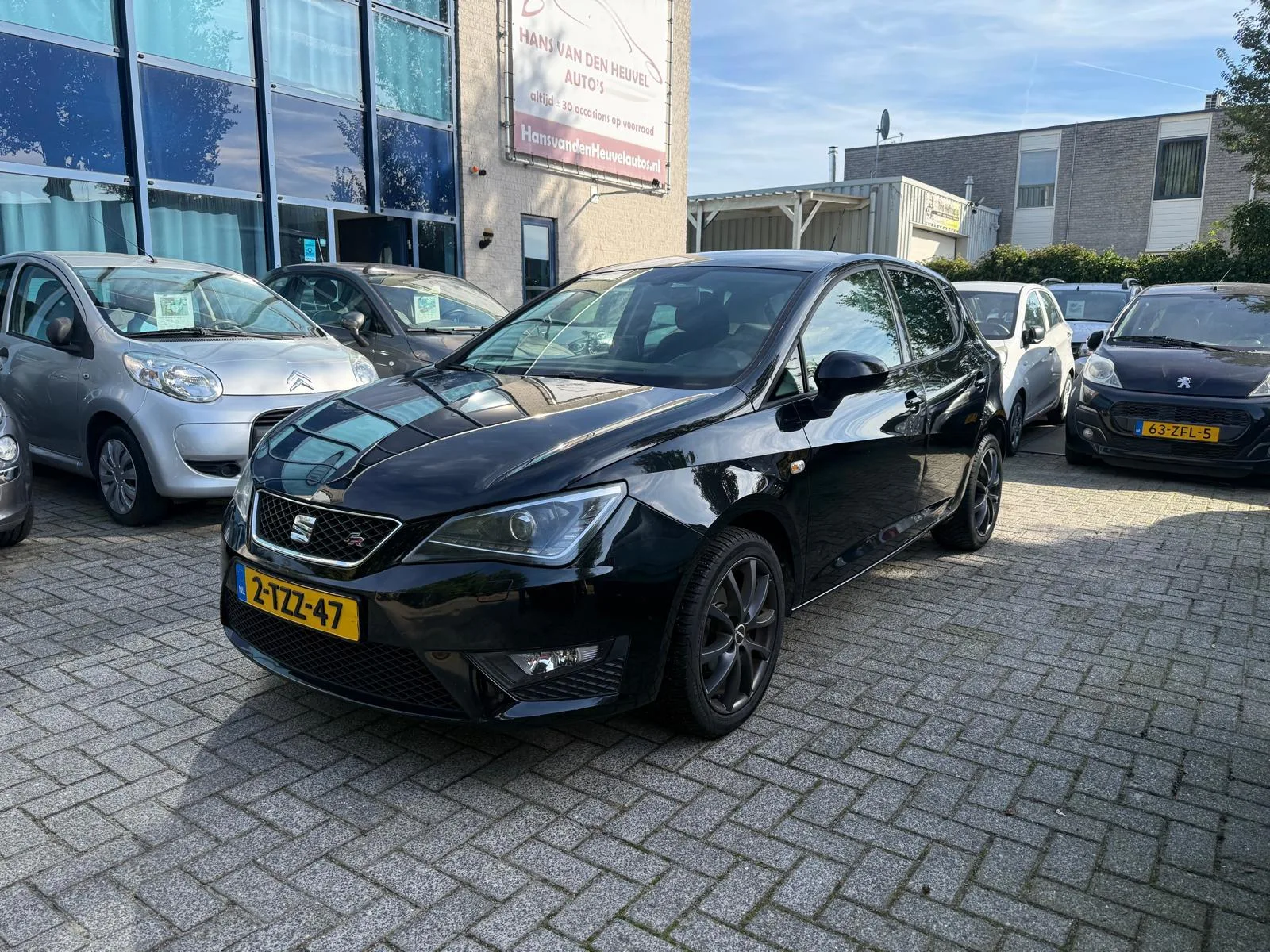 SEAT Ibiza (2014) — foto 1
