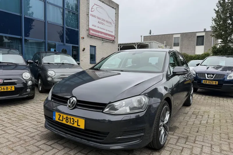 Volkswagen Golf (2012)