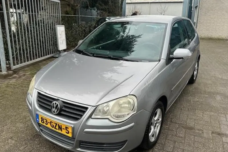 Volkswagen Polo (2008)