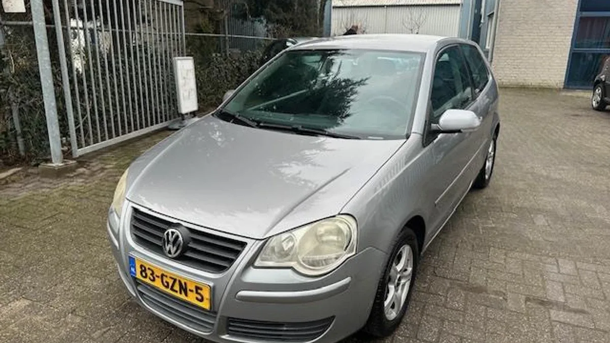 Volkswagen Polo (2008) — foto 1