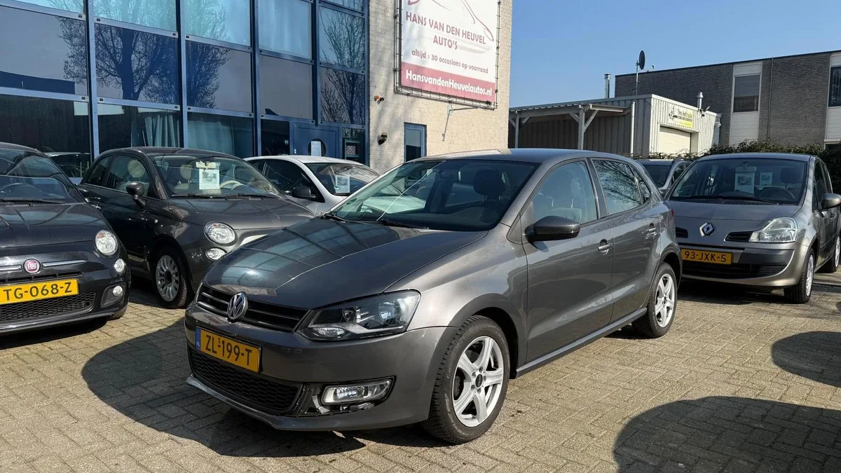 Volkswagen Polo (2010) — foto 1