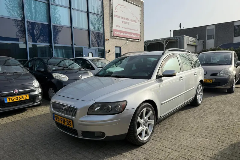 Volvo V50 (2004)