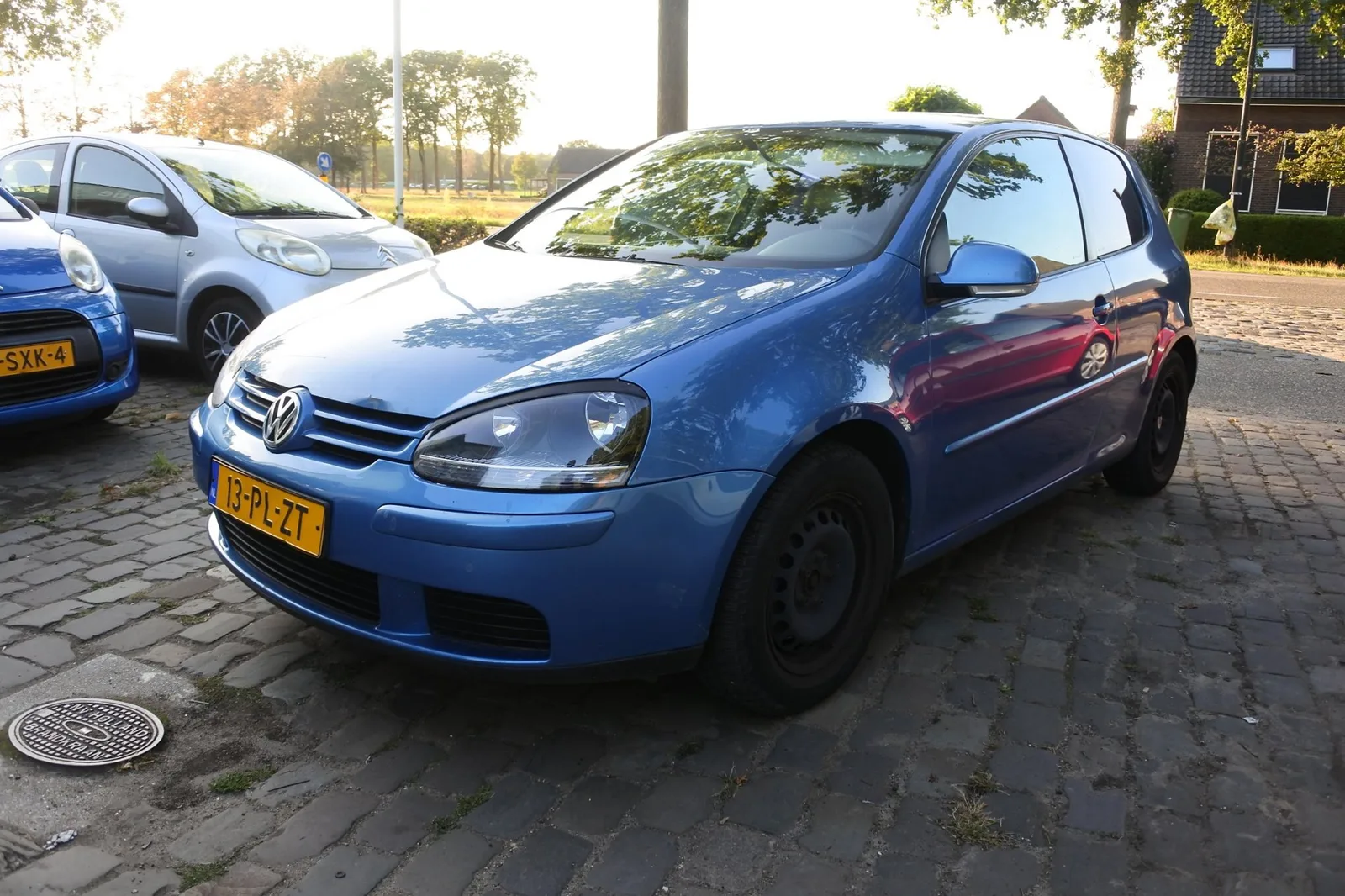 Volkswagen Golf (2004) — foto 1
