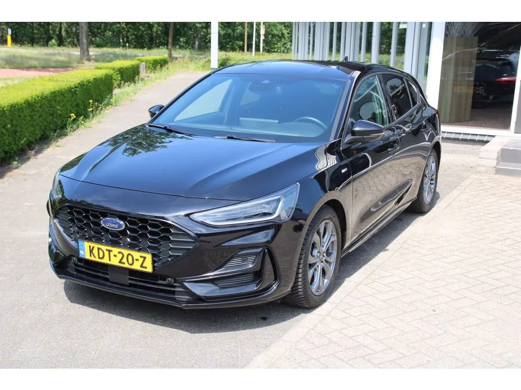 Ford Focus (2023) — foto 1