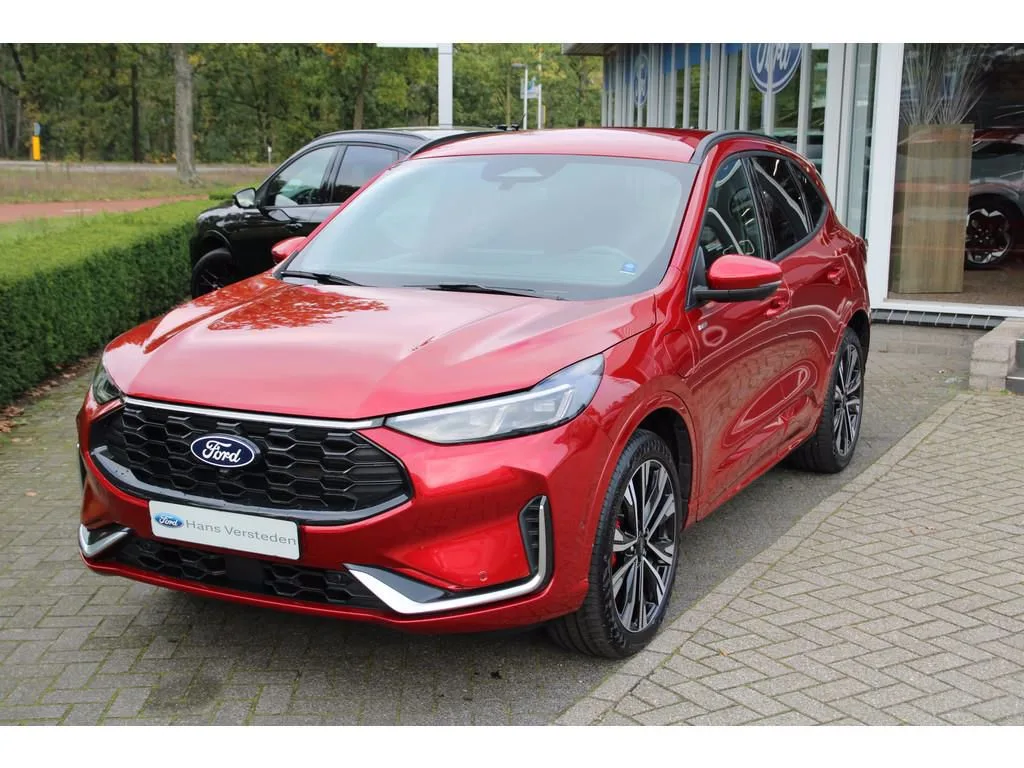 Ford Kuga (2024) — foto 1