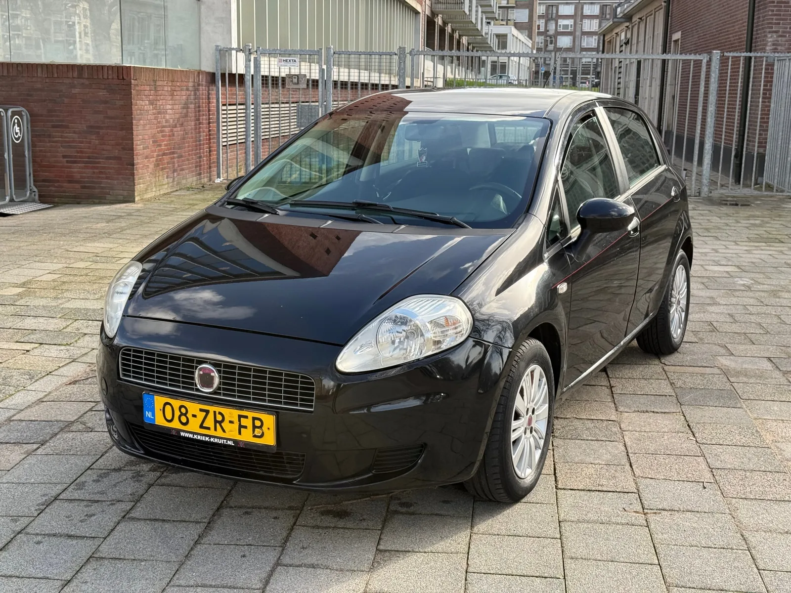 Fiat Grande Punto (2008) — foto 1