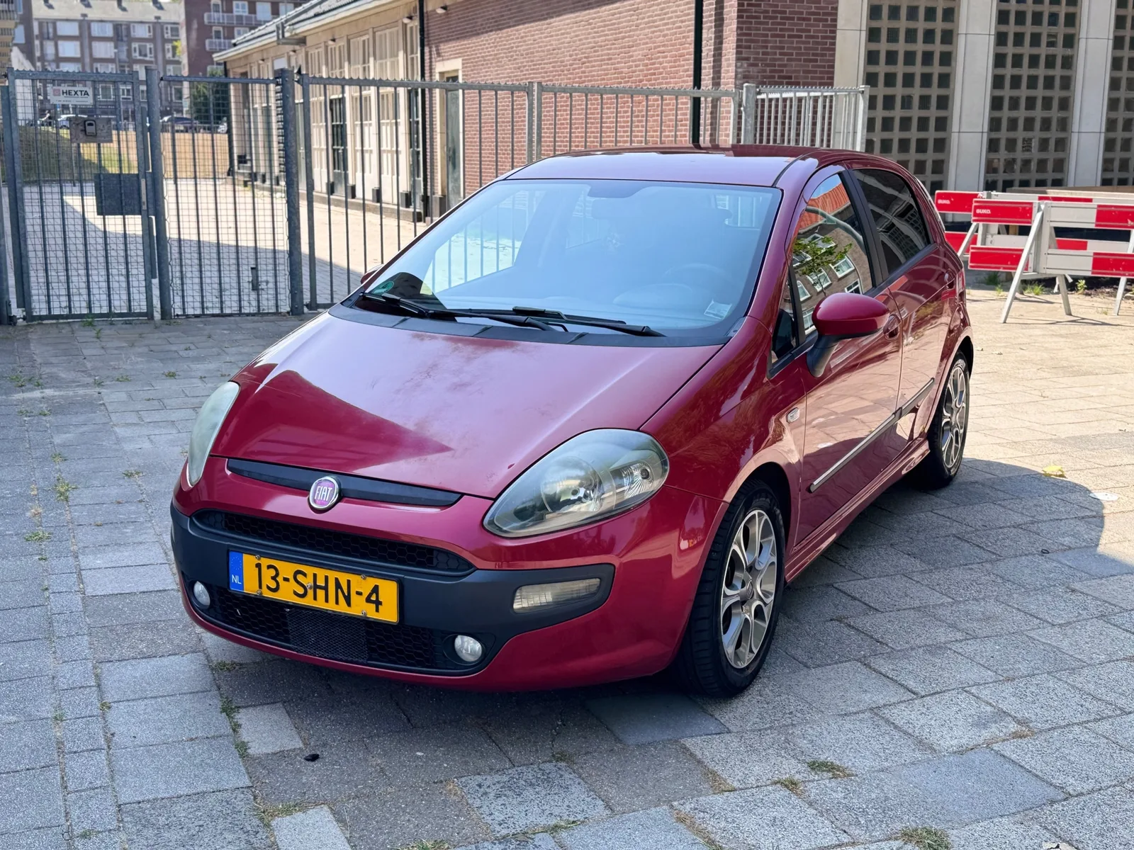 Fiat Punto (2011) — foto 1