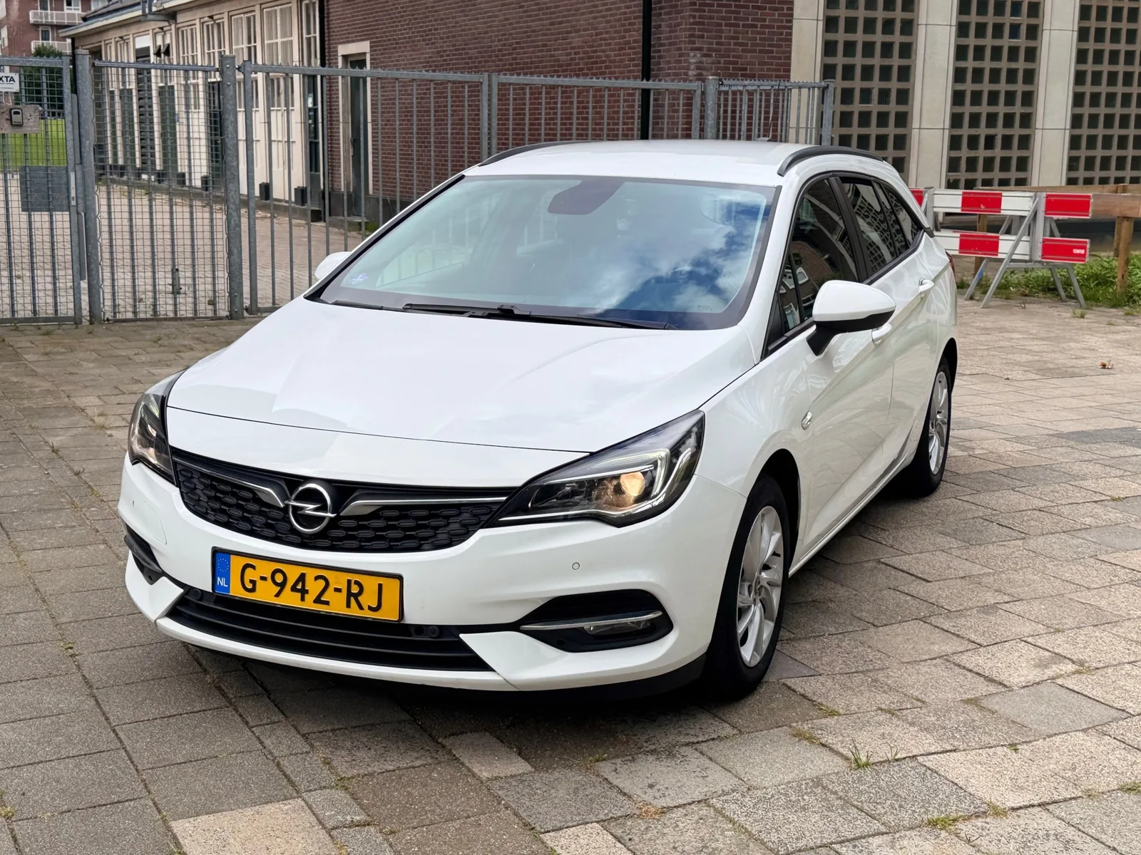 Opel Astra Sports Tourer (2019) — foto 1