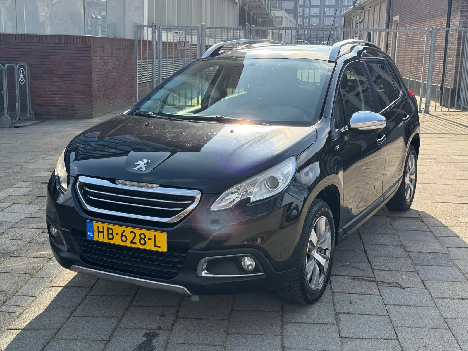 Peugeot 2008 (2015) — foto 1
