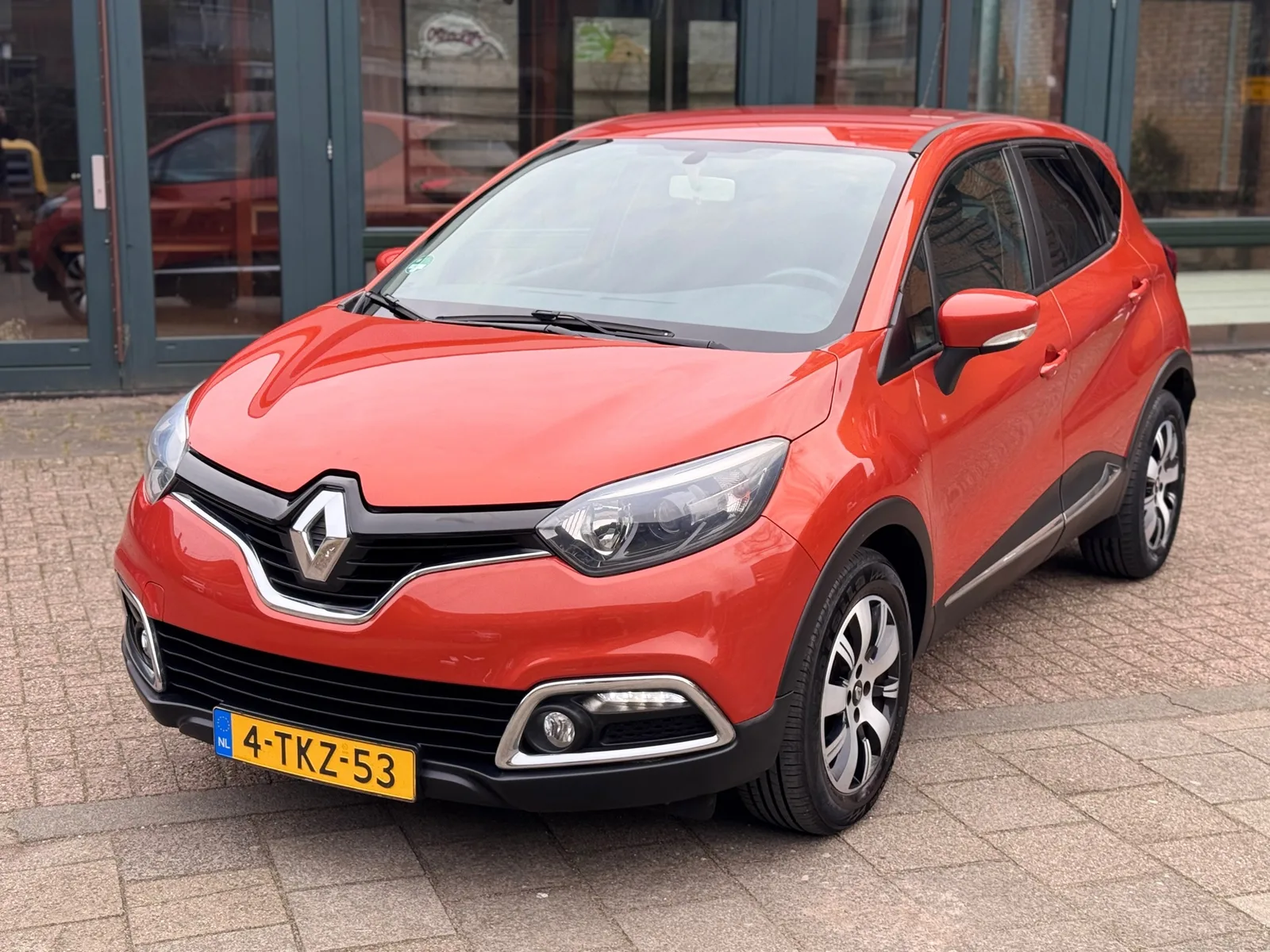 Renault Captur (2014) — foto 1